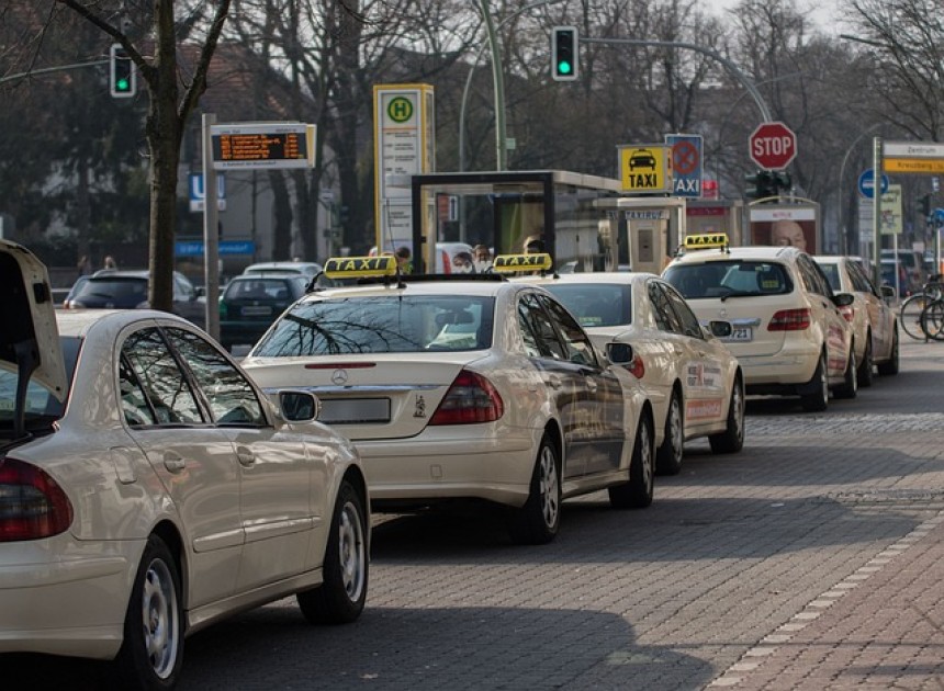 Ensuring a Smooth Ride: The Ultimate Guide to Reliable London Taxis