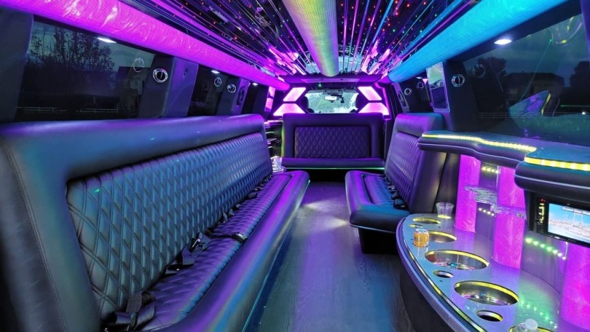 For any event that deserves more than a basic ride, AZ Wine Hops Touring offers premium limo rental in Tucson, AZ that elevates every mile.