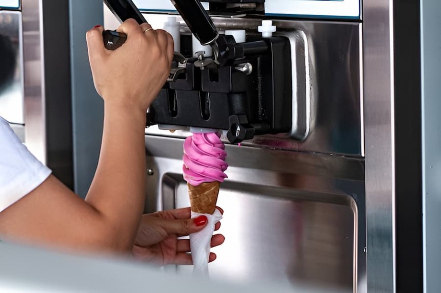 choosing the best commercial soft serve freezer