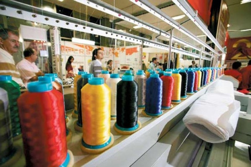 textile industry trends with innovative circular economy solutions