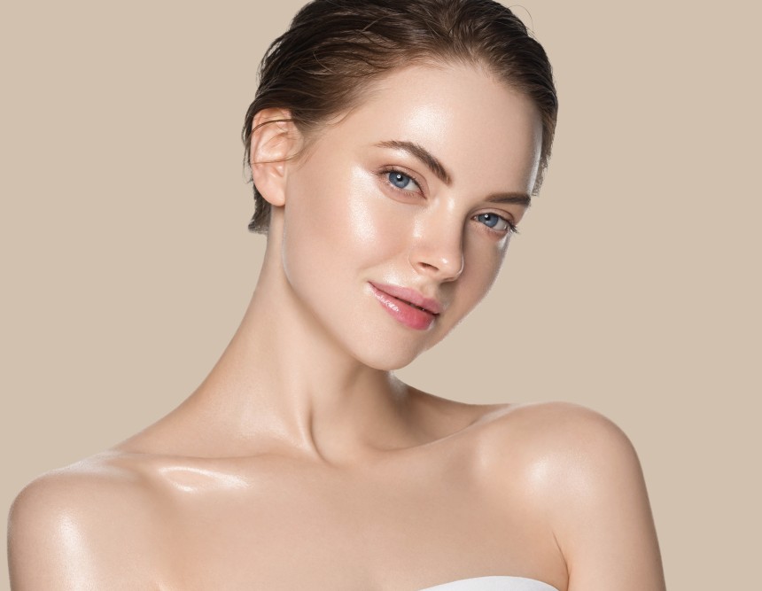 Woman with glowing, flawless skin after using Maxdif Brightening Cream