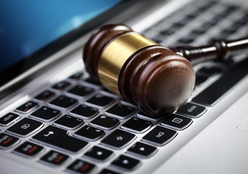 Best lawyer in Delhi handling financial dispute cases with strategic legal advice and strong court representation