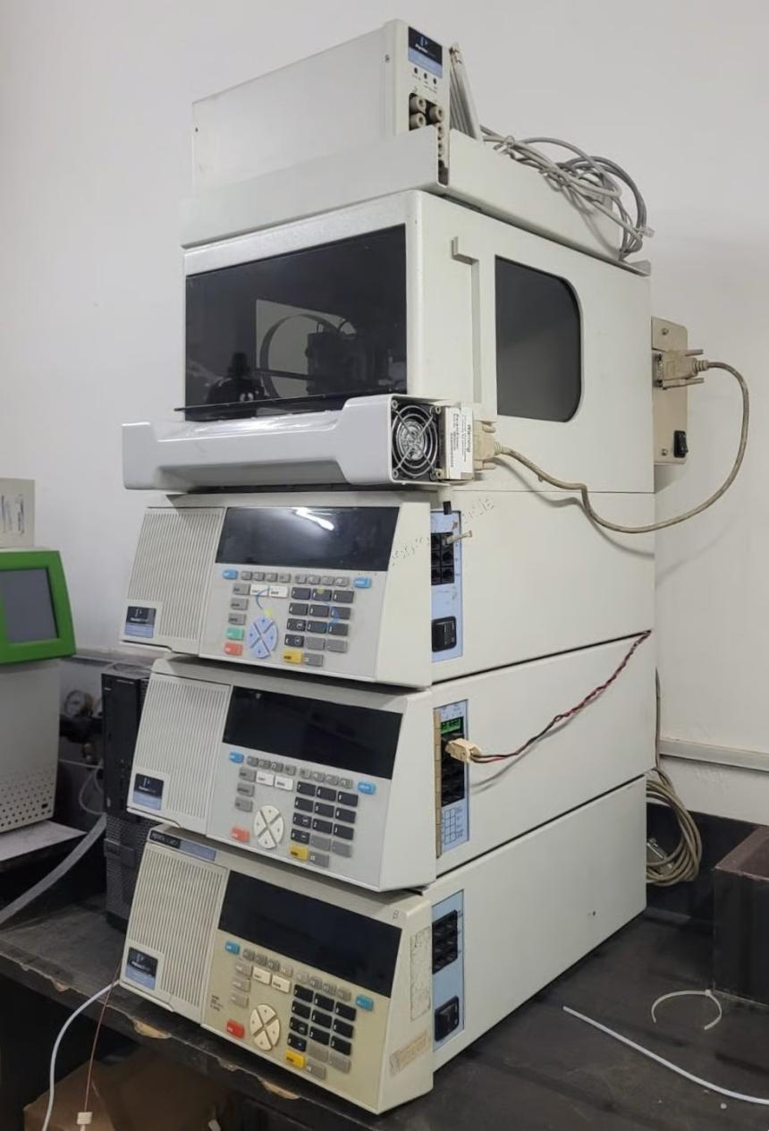 Refurbished HPLC Machine