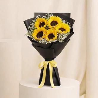 The Real Guide to Giving Blooms at Every Moment of Life