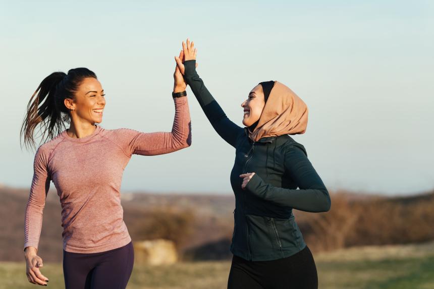 How to Choose the Right Gym Suit for Ladies According to Body Type