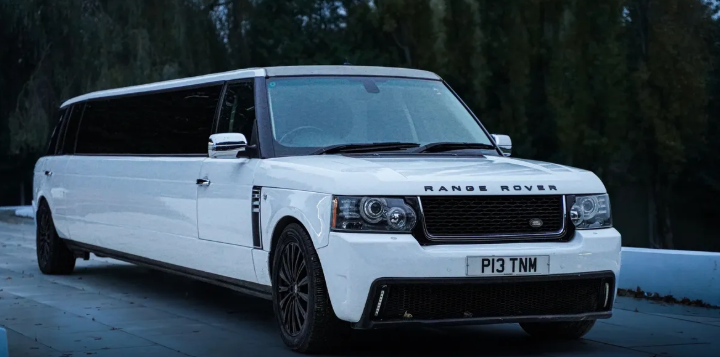How Luxury Wedding Cars Add Elegance and Sophistication to Your Wedding Day