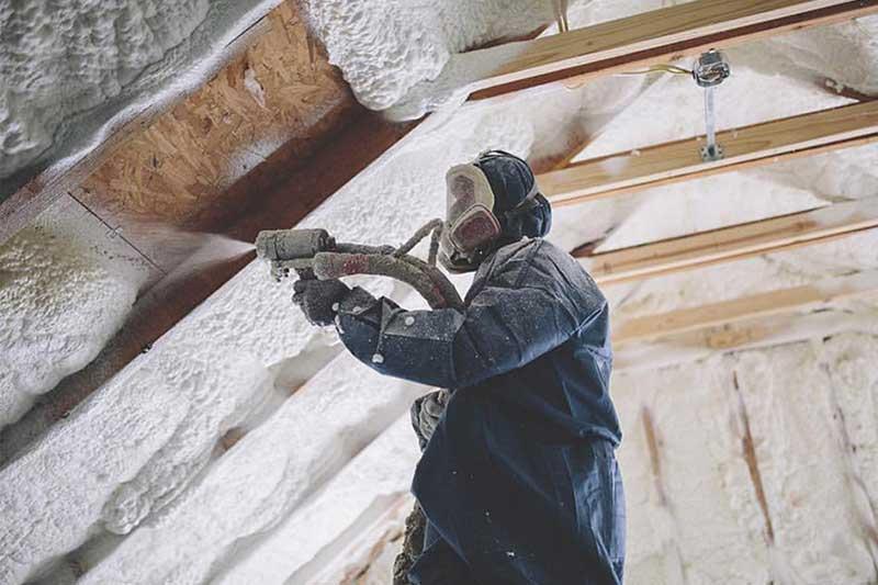 Best Roofing Solutions for Flat Commercial Roofs in Licking, MO