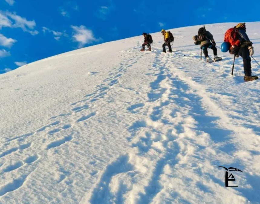 https://thinairexpedition.com/kang-yatse-2-peak-expedition/