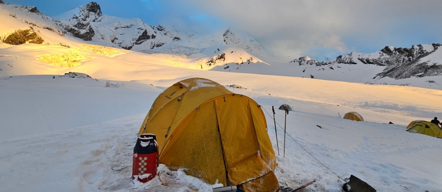 https://thinairexpedition.com/black-peak-expedition/
