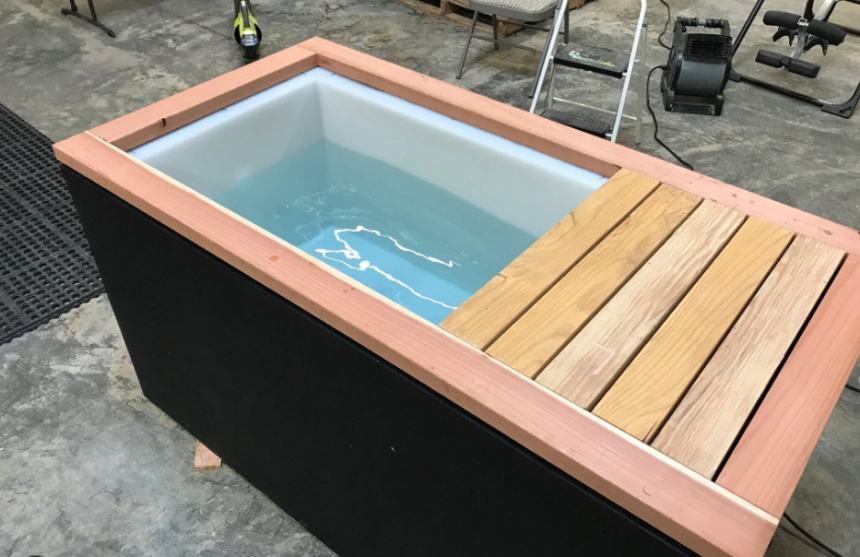 Cold Plunge and Weight Loss: Does It Actually Work?