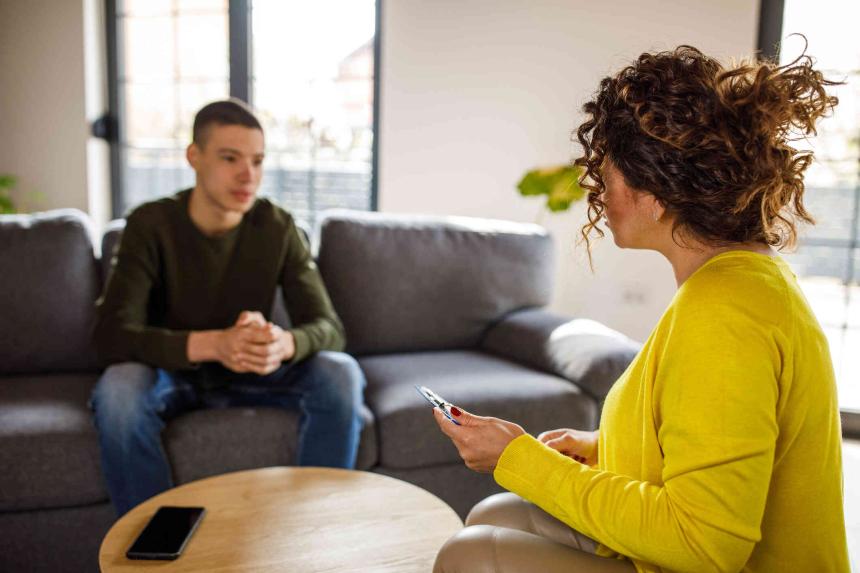 The Stages of Psychosis: Recognizing Symptoms From Early Warning Signs to Recovery