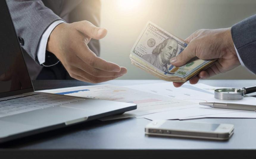 Why Choose A Licensed Money Lender?