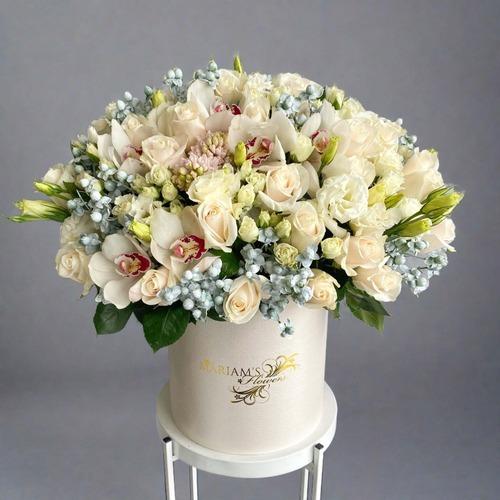 Buy White Roses Flower Bouquet Online in USA | Fresh Blooms with Fast Delivery - Order Today!