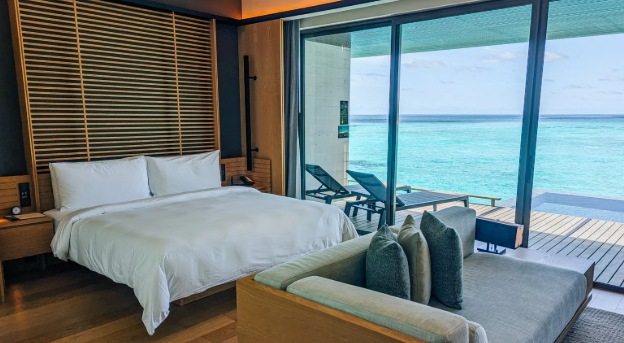 Smart Hotel Booking Hacks for Family Savings