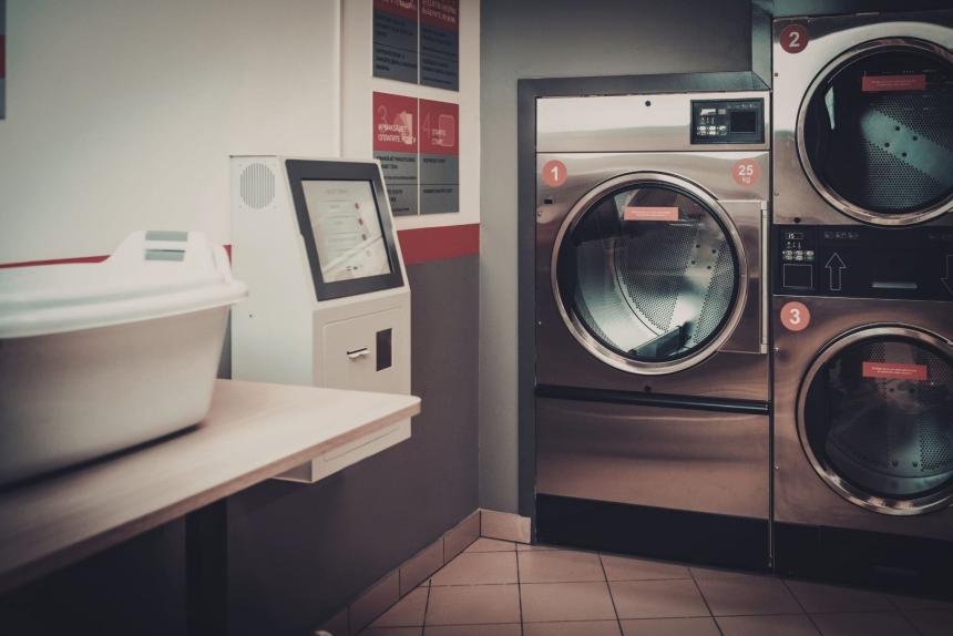 Coin Laundry Machines in Dubai Marina