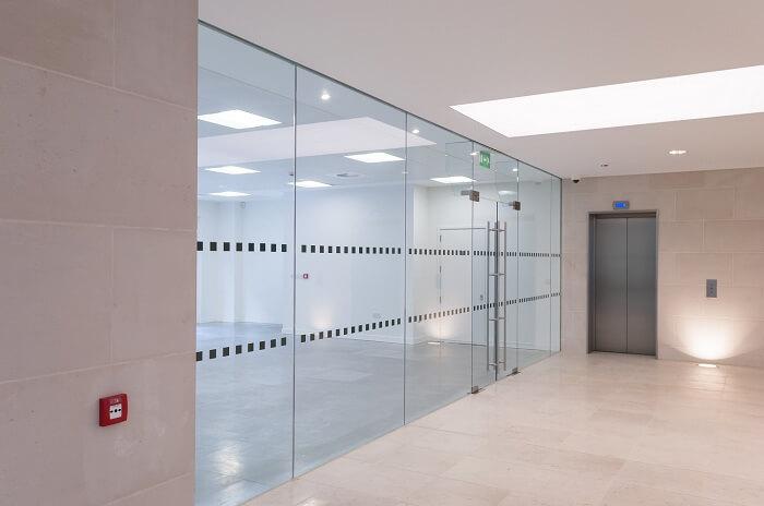 Window Film in San Jose: How Touchstone Signs & Graphics Helps Reduce Glare and Improve Workplace Comfort