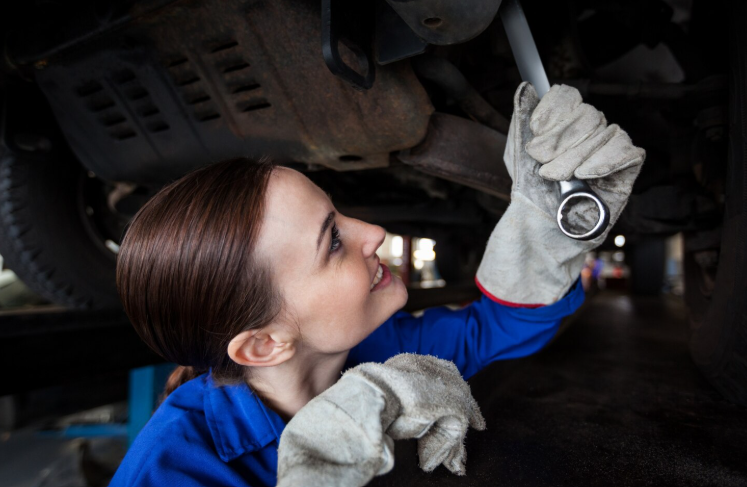 Tire Alignment vs. Wheel Balancing: What Every Driver Should Know