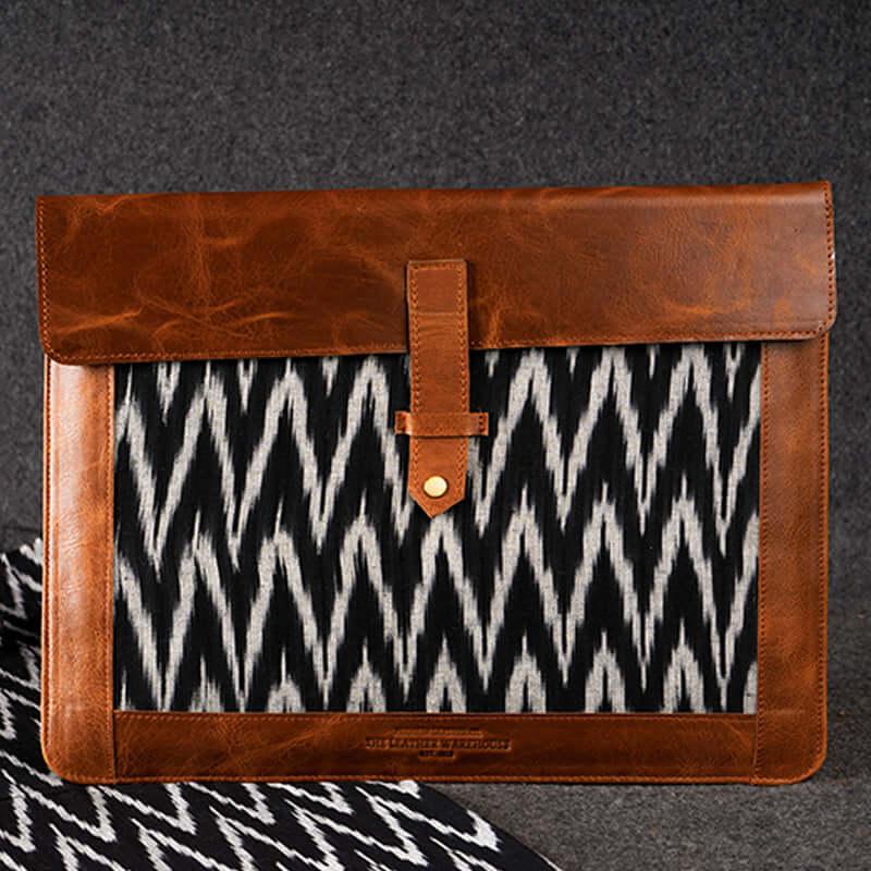 leather laptop sleeve
