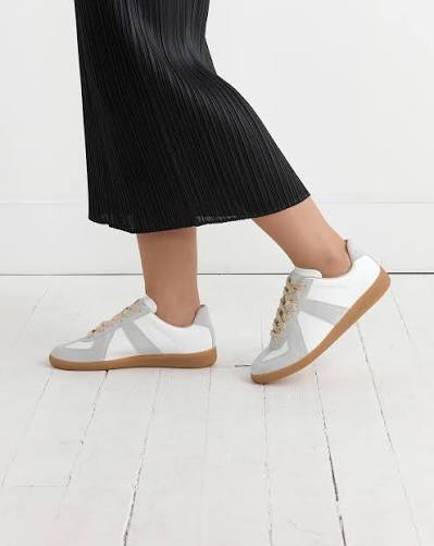Elegant USA Fashion Looks and Maison Margiela Shoes